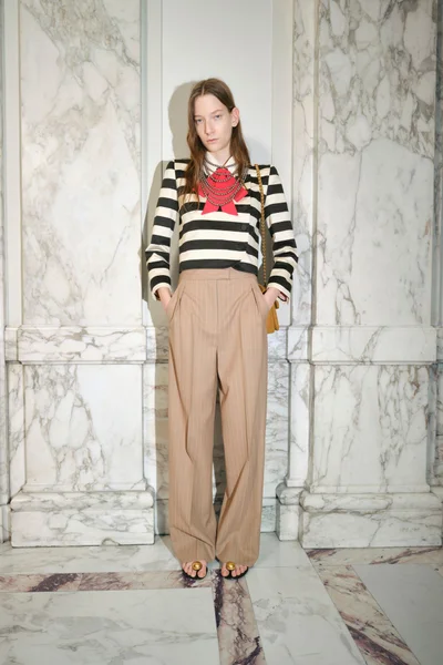 Look 36